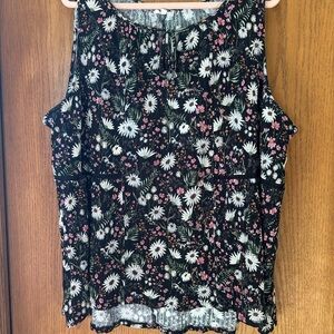 Maurices Black Floral Sleeveless Blouse